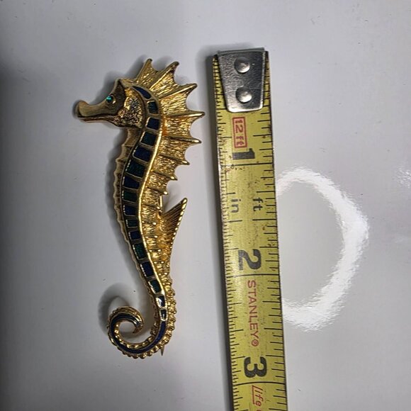 Vintage Gold tone Seahorse Pin Brooch Blue Green ocean animal beach - Picture 4 of 4